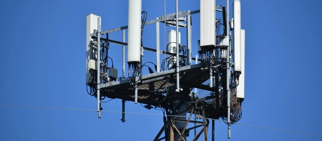 5G no Brasil: cerca de 1% dos municípios atualizou legislação das antenas